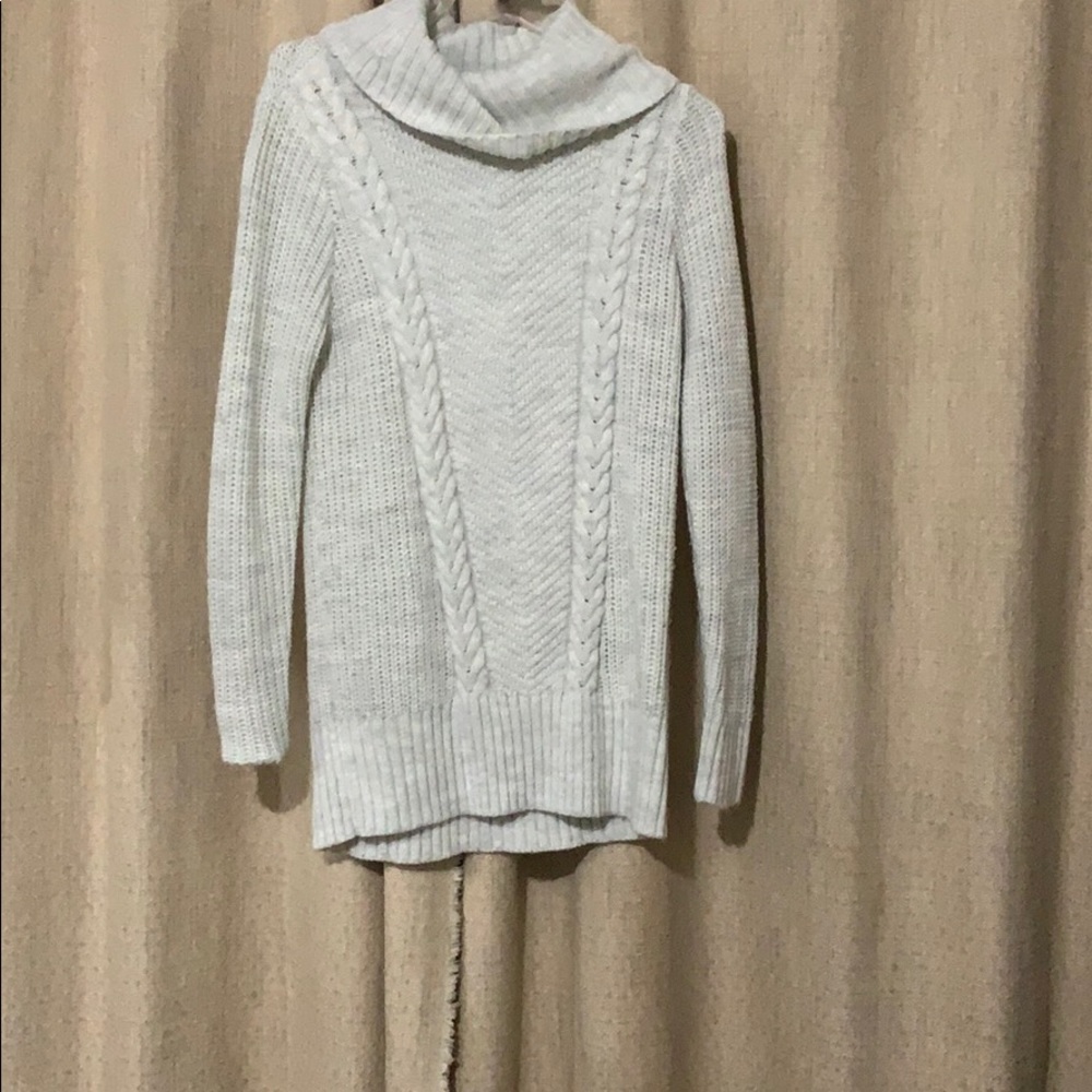 Turtle neck sweater